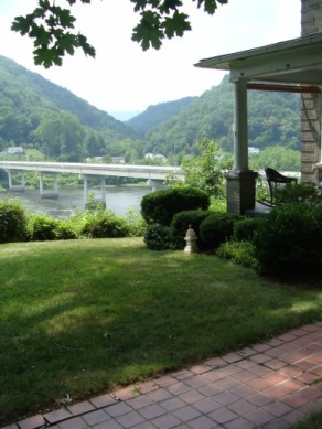 Hinton WV New River